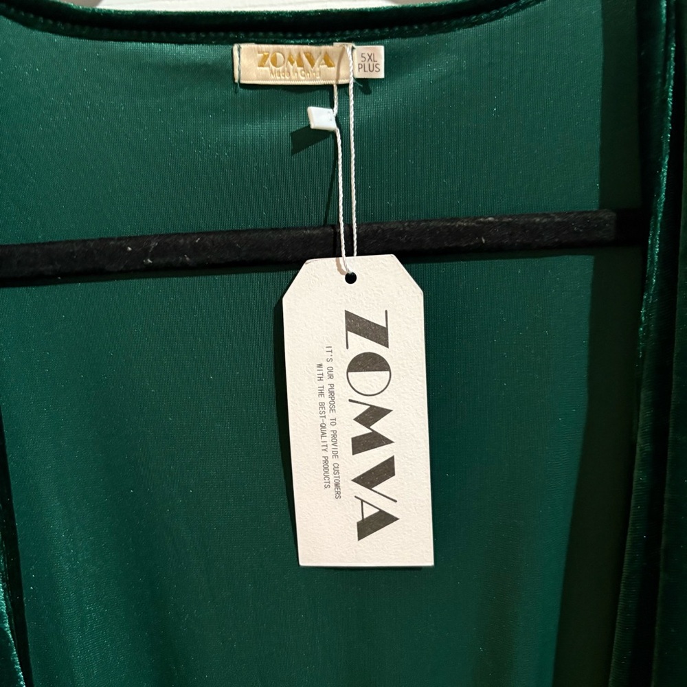 ZOMVA Velvet Wrap Dress - Picture 6 of 6
